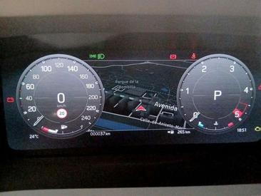 Land Rover Defender 90 D250 — photo 13