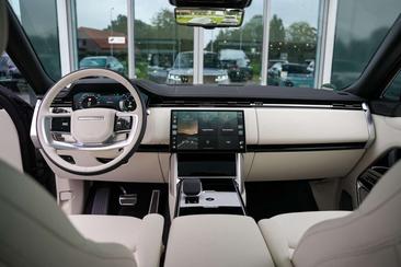 Land Rover Range Rover P550e — photo 4