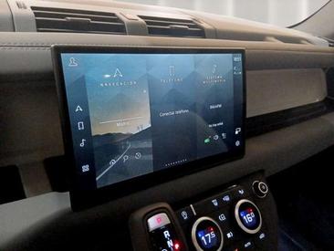 Land Rover Defender 90 D250 — photo 14