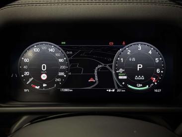 Land Rover Defender 110 P400e — photo 24