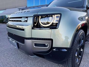 Land Rover Defender D200 — photo 20