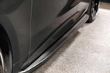 Land Rover Range Rover Sport P550e — photo 17