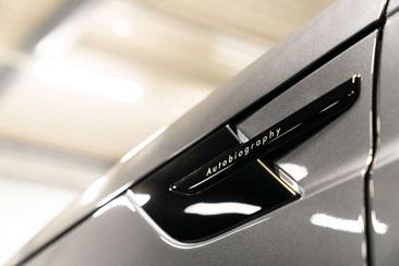 Land Rover Range Rover Sport P550e — photo 19