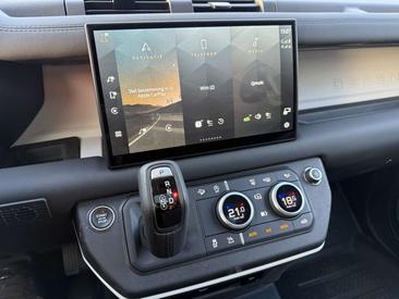 Land Rover Defender 110 D200 — photo 21