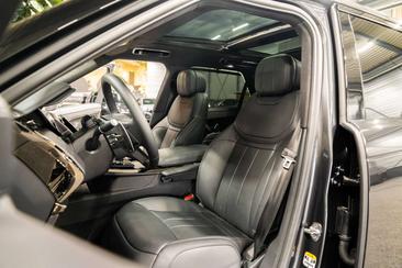 Land Rover Range Rover Sport P550e — photo 24