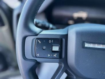 Land Rover Defender D200 — photo 30