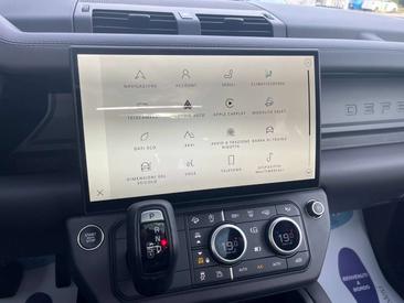Land Rover Defender 110 D250 — photo 5