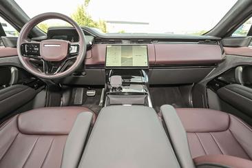 Land Rover Range Rover Sport P550e — photo 8