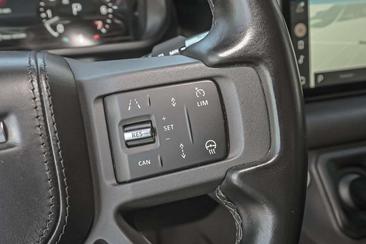 Land Rover Defender P400 — photo 17