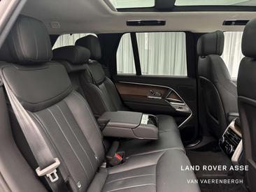 Land Rover Range Rover P550e — photo 11