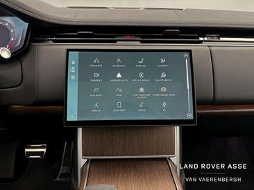 Land Rover Range Rover P550e — photo 15