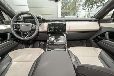 Land Rover Range Rover Sport SV — photo 3