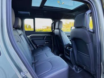 Land Rover Defender D200 — photo 41