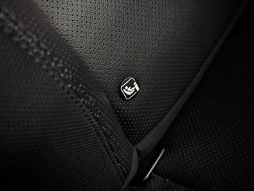 Land Rover Defender 110 P400e — photo 48
