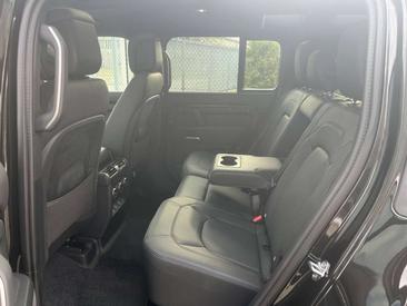 Land Rover Defender 110 D250 — photo 19