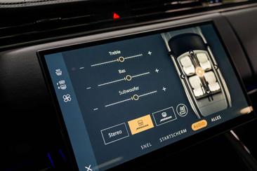 Land Rover Range Rover Sport P550e — photo 48