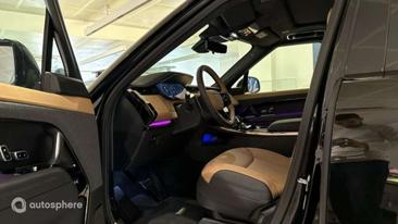 Land Rover Range Rover Sport P550e — photo 12