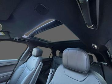Land Rover Range Rover Sport D250 — photo 16