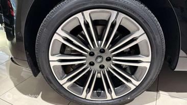 Land Rover Range Rover Sport P550e — photo 20