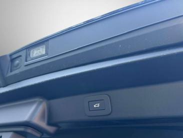 Land Rover Range Rover Sport D250 — photo 22