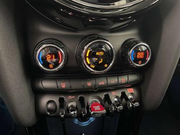 Mini 5 Portes Berline Cooper C — photo 24