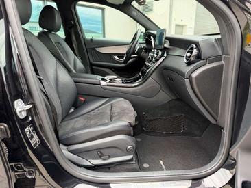 Mercedes GLC 200 D — photo 9