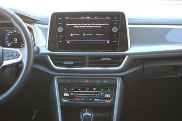 Volkswagen T-Roc 1.5 TSI — photo 10