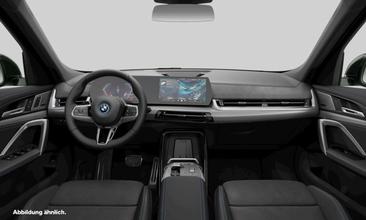 BMW IX1 XDrive30 — photo 2