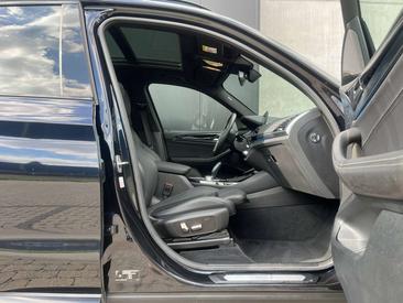 BMW iX3 — photo 10