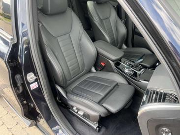 BMW iX3 — photo 12