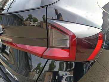 BMW IX1 XDrive30 — photo 11