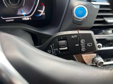 BMW iX3 — photo 27
