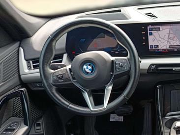 BMW IX1 XDrive30 — photo 15