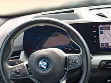 BMW IX1 XDrive30 — photo 16