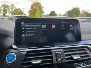 BMW iX3 — photo 36