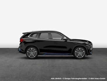 BMW IX1 XDrive30 — photo 4