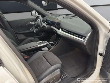 BMW IX1 XDrive30 — photo 5