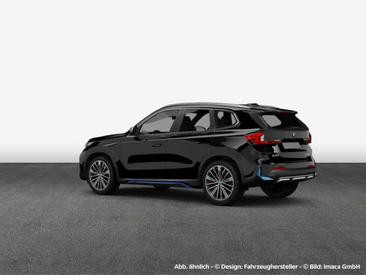 BMW IX1 XDrive30 — photo 7