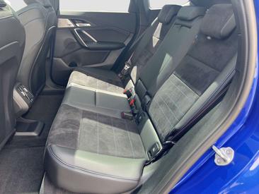BMW IX1 XDrive30 — photo 15
