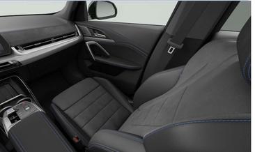 BMW IX1 XDrive30 — photo 10