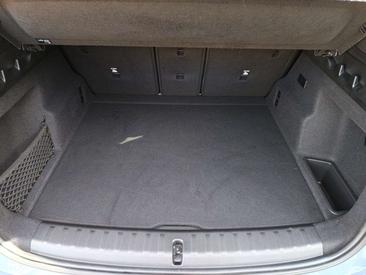 BMW IX1 EDrive20 — photo 12