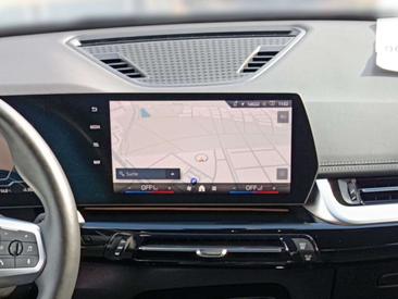 BMW IX1 EDrive20 — photo 18