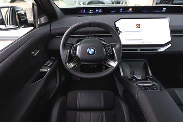 BMW iX3 40 — photo 3