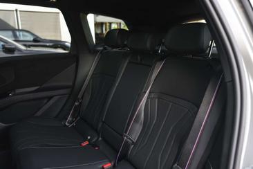 BMW iX3 40 — photo 12