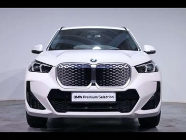 BMW IX1 XDrive30 — photo 2