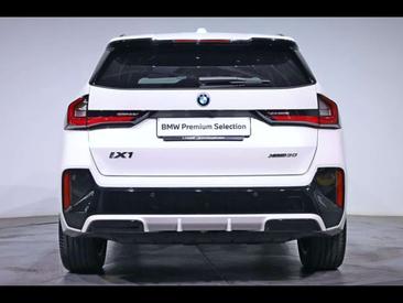 BMW IX1 XDrive30 — photo 4