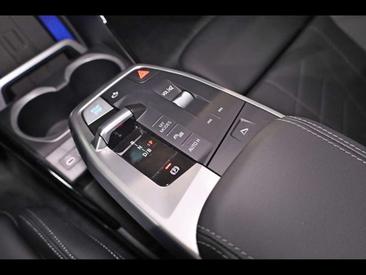 BMW IX1 XDrive30 — photo 12
