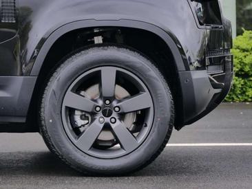 Land Rover Defender 110 D200 — photo 4