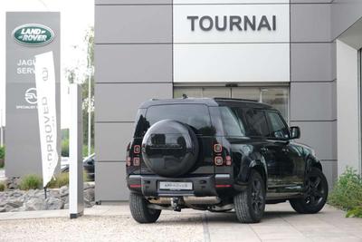 Land Rover Defender 110 D250