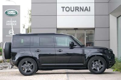 Land Rover Defender 110 D250
